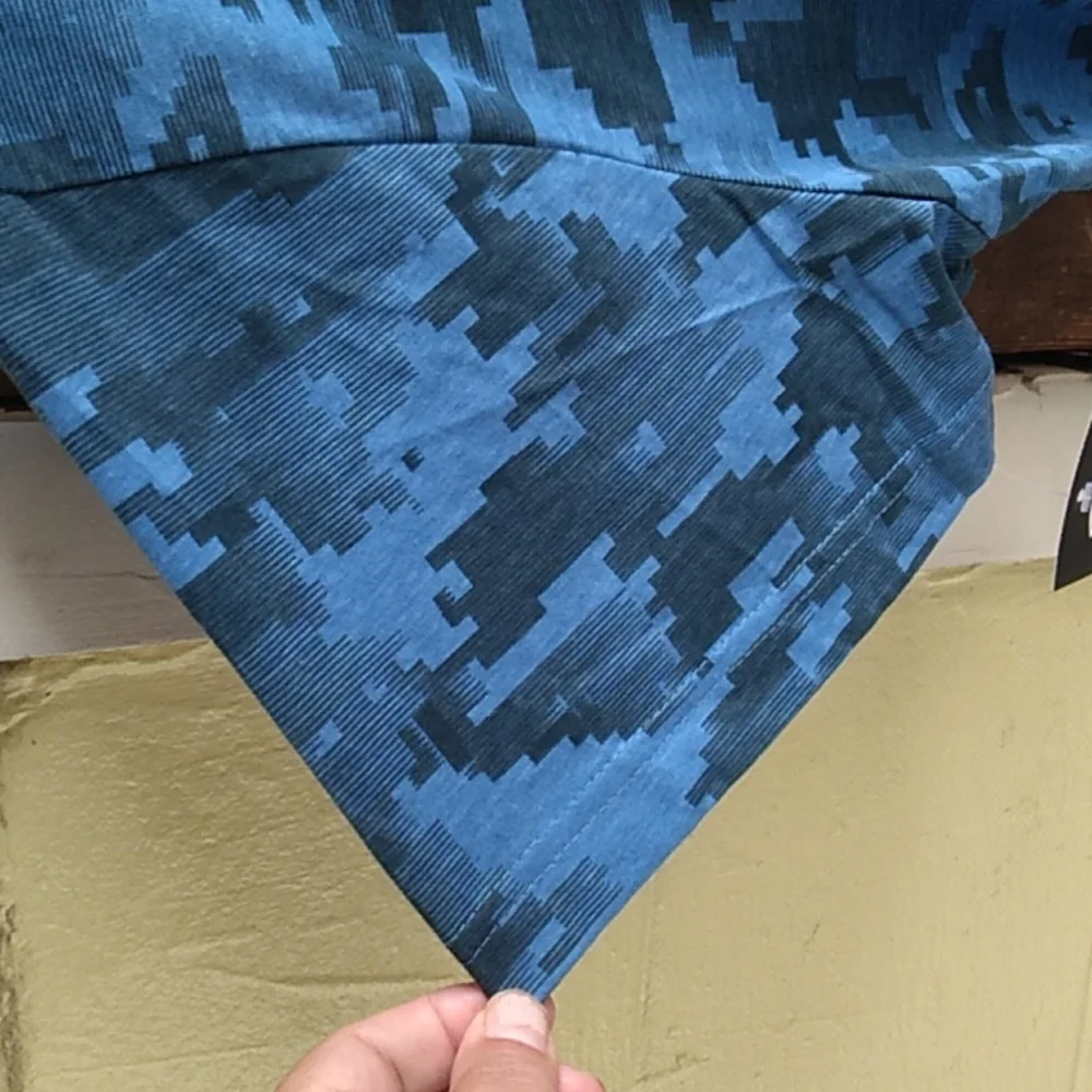 Nwt USA T-shirt (XL) - Picture 4 of 9